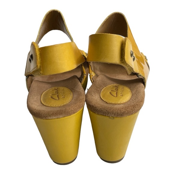 Clark’s Artisan Casslyn Dez Mustard Yellow Patent Platform Wedge Sandals 10 - Picture 5 of 13